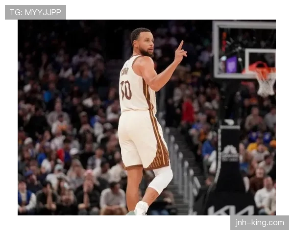 布克单打效率优于库里，挡拆参与提升得分结构