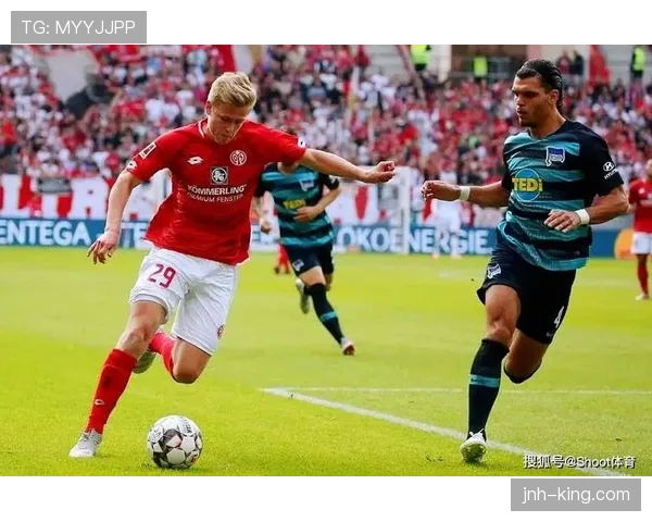 奥纳纳：从霍芬海姆梯队到汉堡主力的职业起步解析